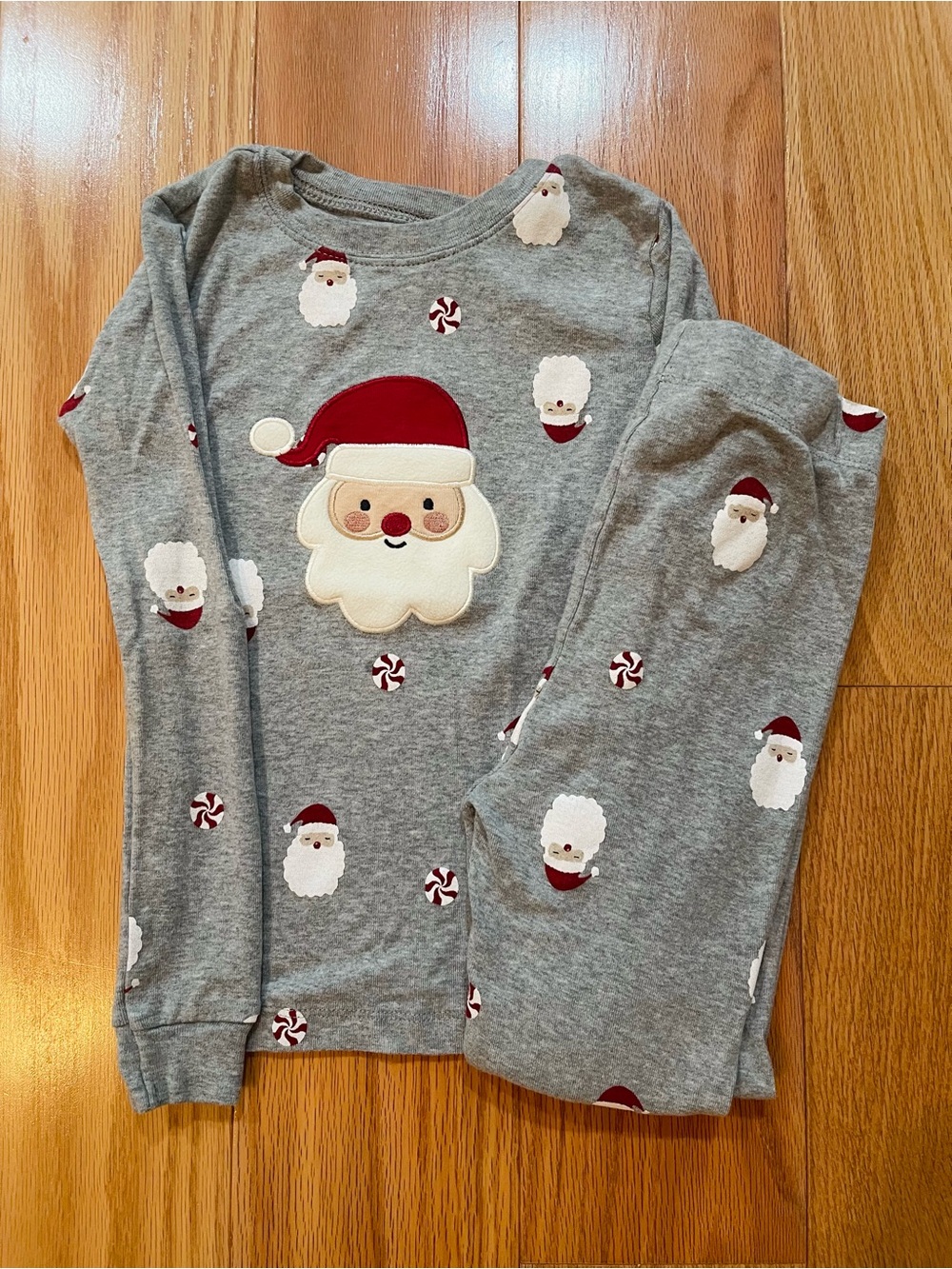 Kids Grey Santa Applique Pajama Set - Holiday Sleepwear